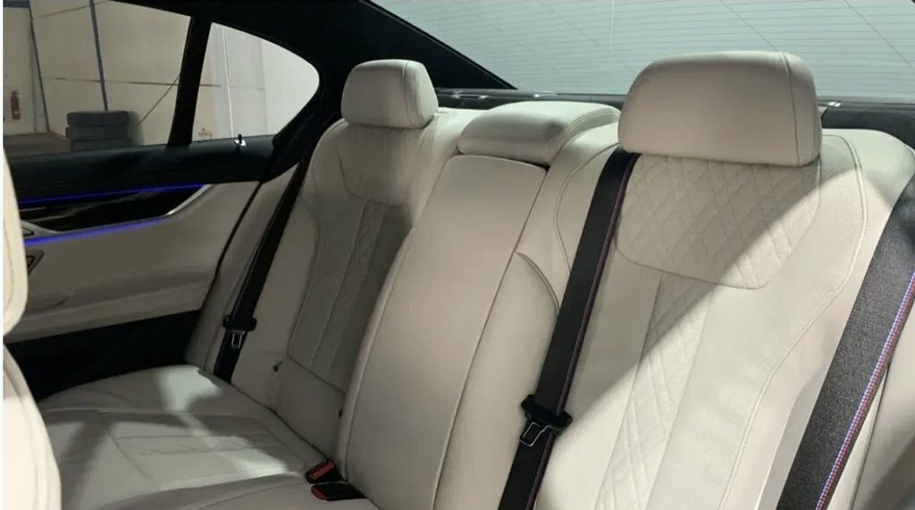 BMW 7 Series 740D Xdrive M Sport Saloon Black #7