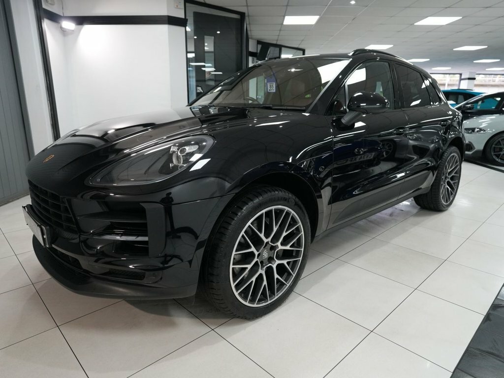 Porsche Macan Macan S Black #4