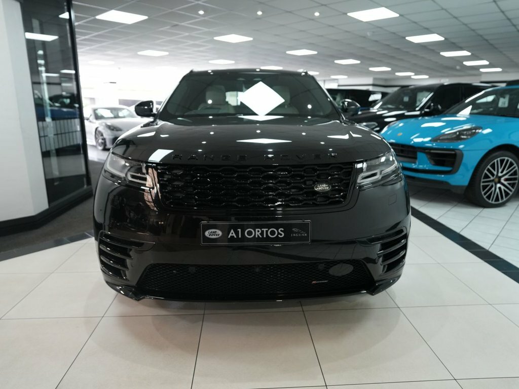 Land Rover Range Rover Velar 2L R-dynamic Hse Black #2