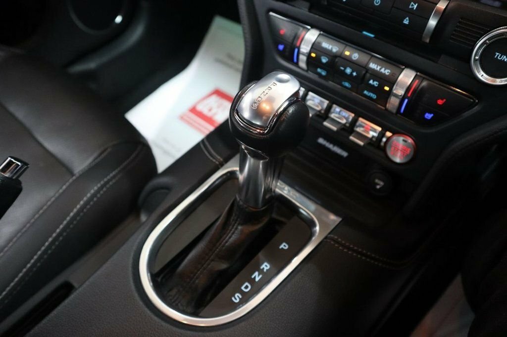 Ford Mustang 5L Gt Black #5