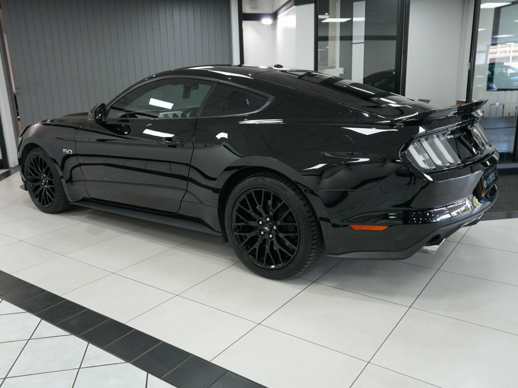Ford Mustang 5L Gt Black #6
