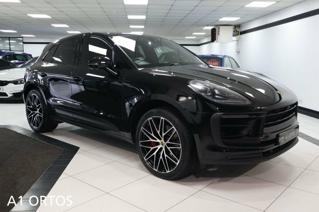 Porsche Macan 2.9L S Black