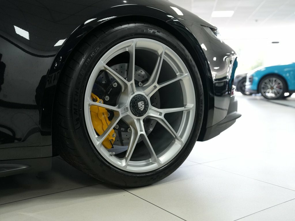 Porsche 911 4L 992 Gt3 Touring Black #6