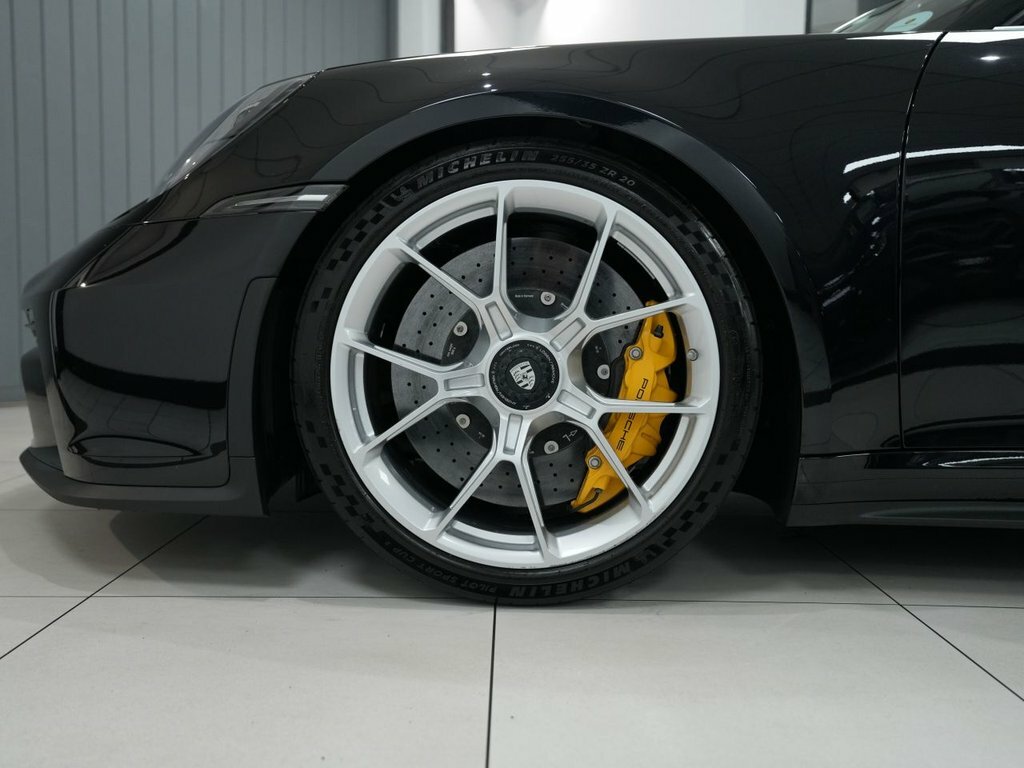 Porsche 911 4L 992 Gt3 Touring Black #4