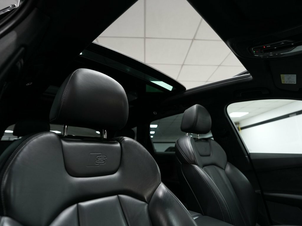 Audi Q7 3L S Line Black #3