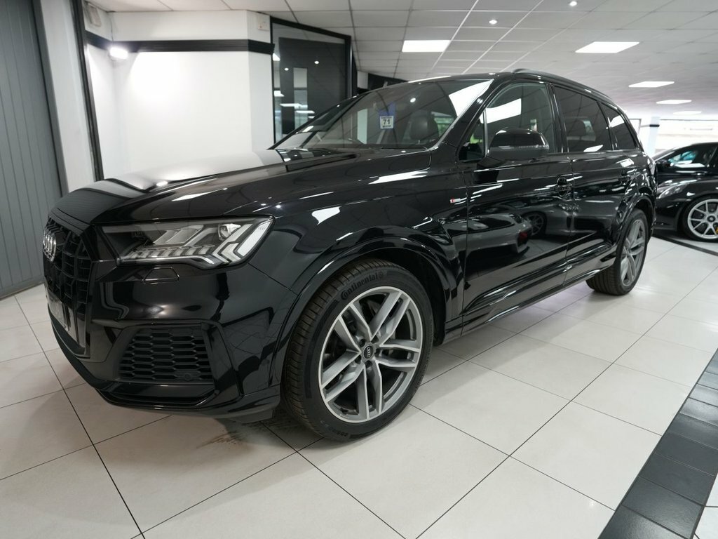 Audi Q7 3L S Line Black #4