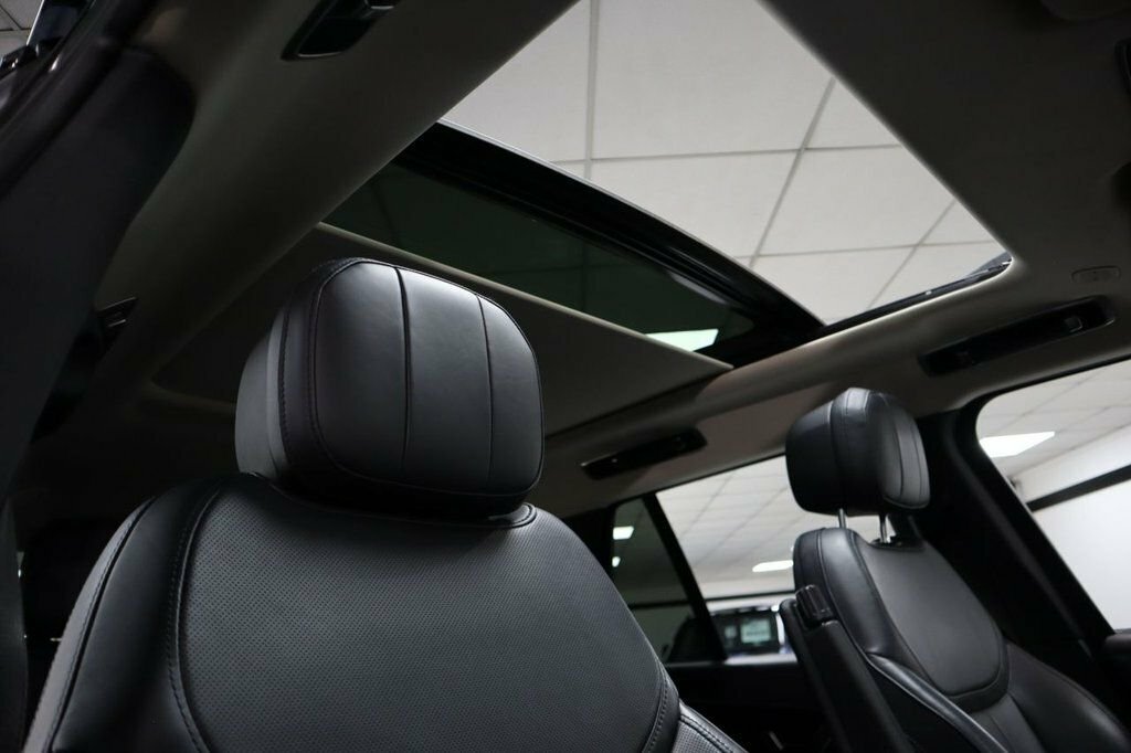 Land Rover Range Rover 3L Hse Black #3