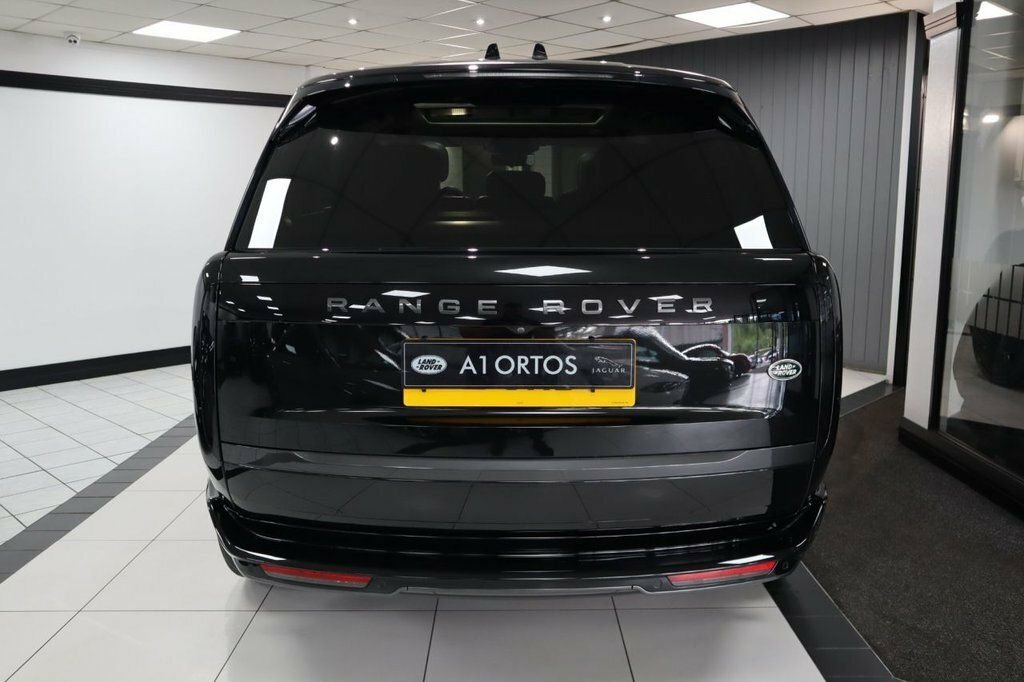 Land Rover Range Rover 3L Hse Black #6