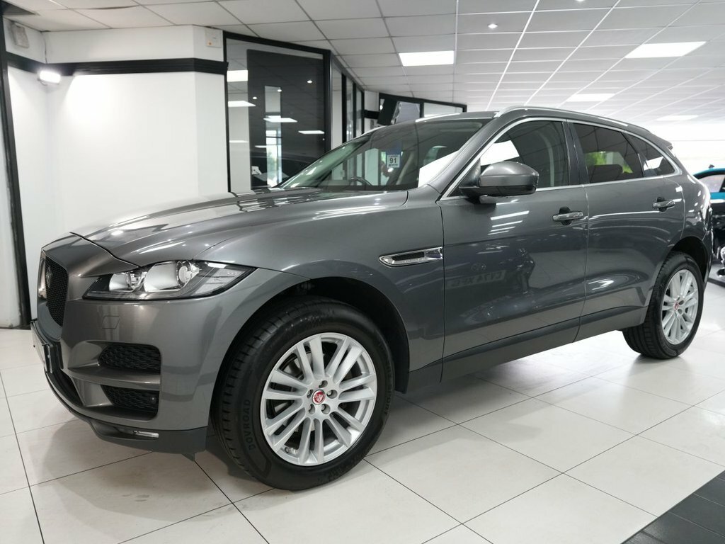Jaguar F-Pace 2L Portfolio Grey #4