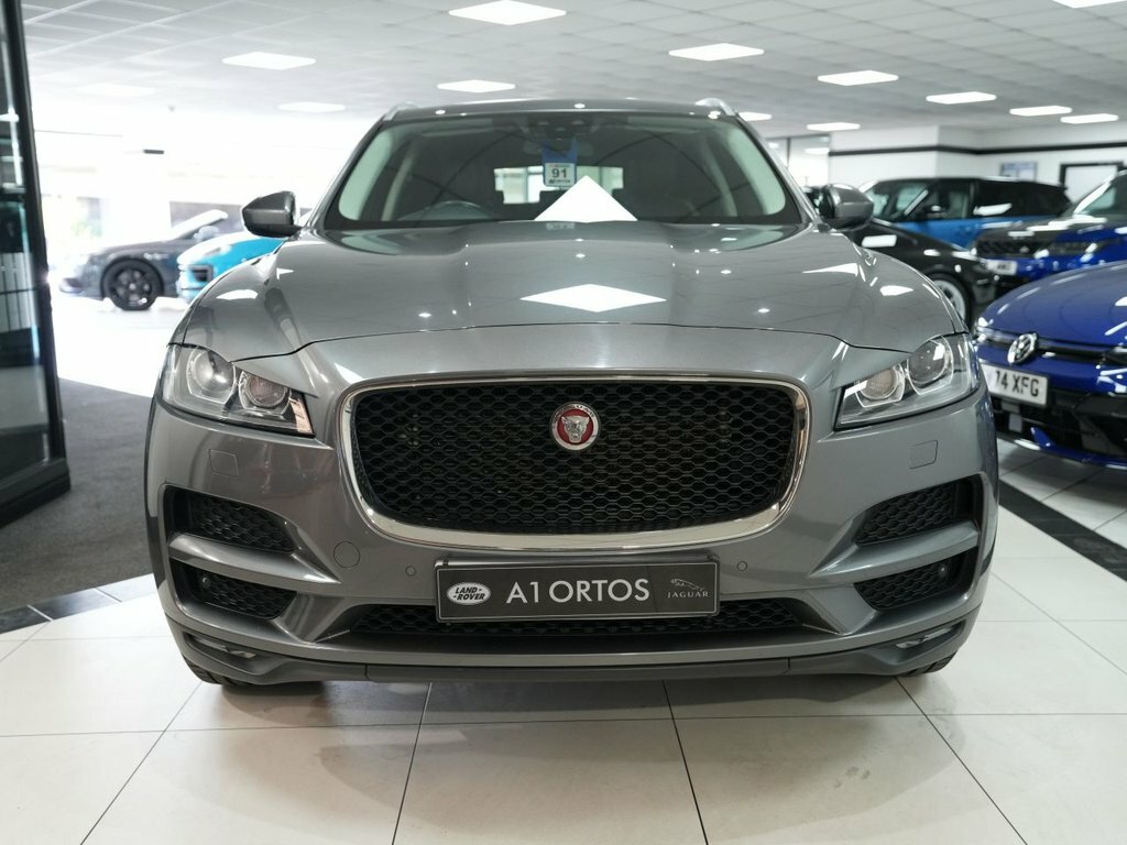 Jaguar F-Pace 2L Portfolio Grey #2