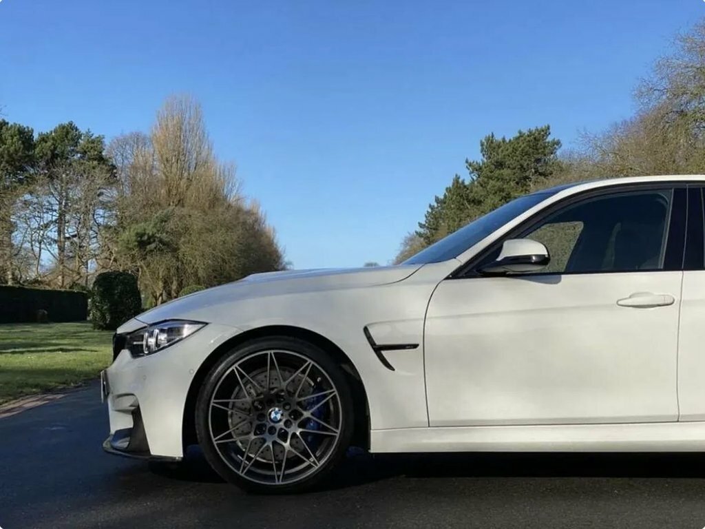 BMW M3 M3 Saloon Competition Package 3.0 White #17