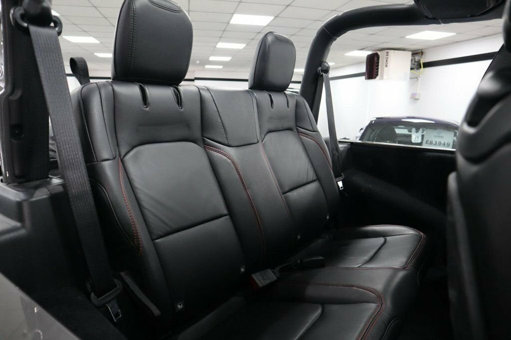 Jeep Wrangler Multijetii Rubicon Suv Black #55