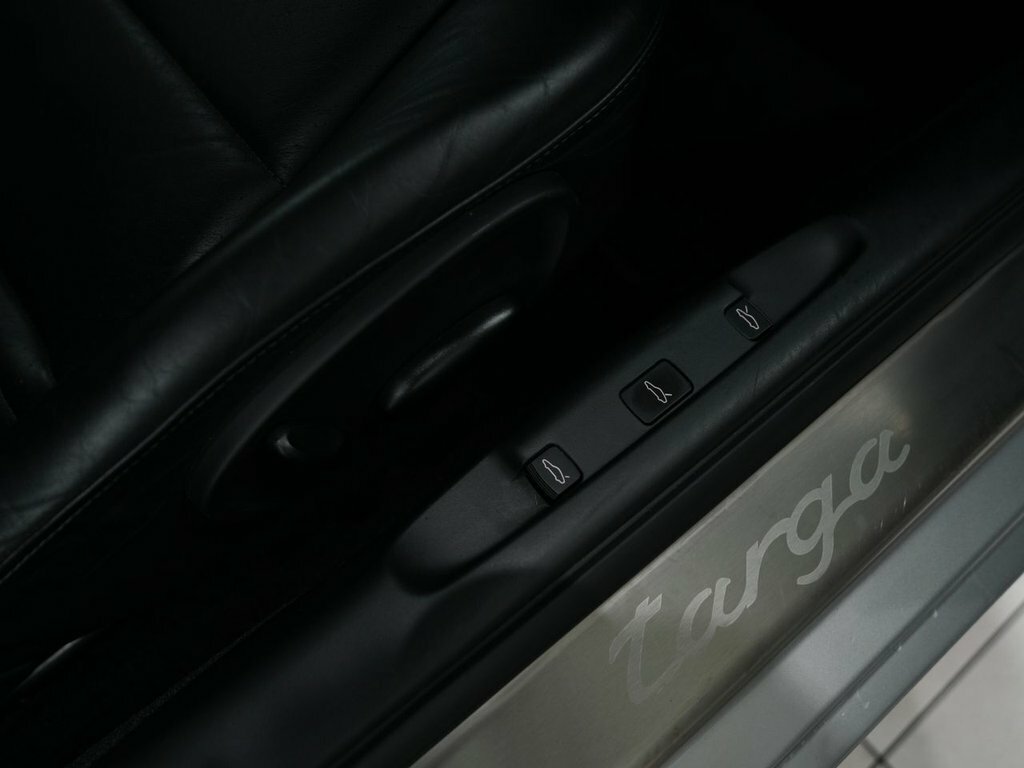 Porsche 911 911 Carrera 2 Silver #19