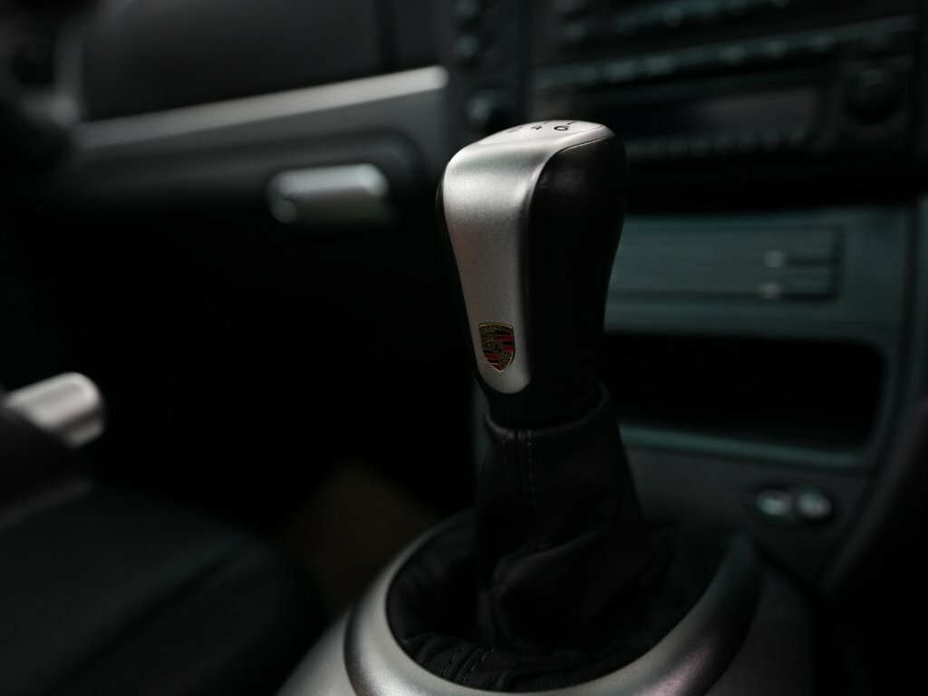 Porsche 911 911 Carrera 2 Silver #24