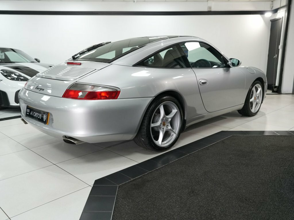Porsche 911 911 Carrera 2 Silver #12