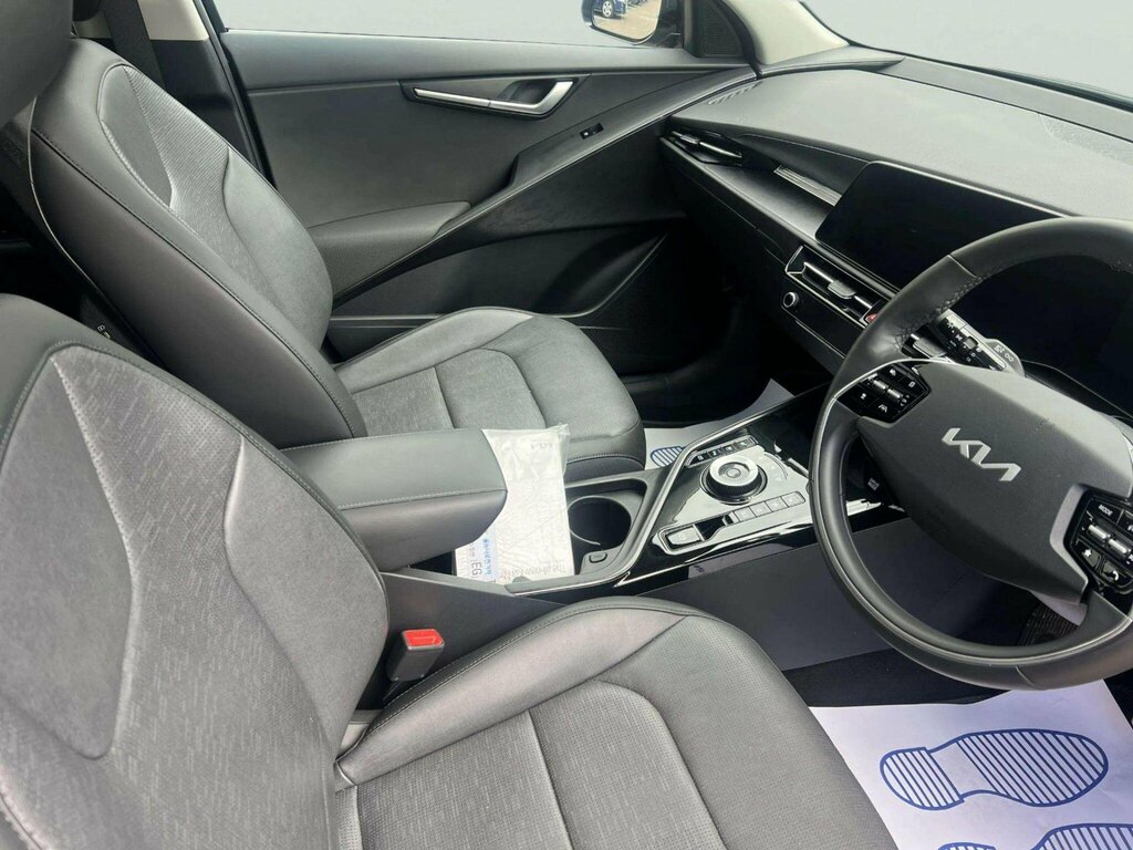 Kia e-Niro Kia Niro 64.8Kwh 4 Suv 201 Bhp Grey #10