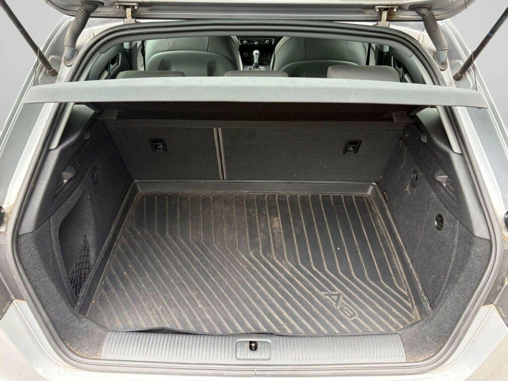 Audi A3 1.6L Tdi Sport 109 Bhp Grey #7