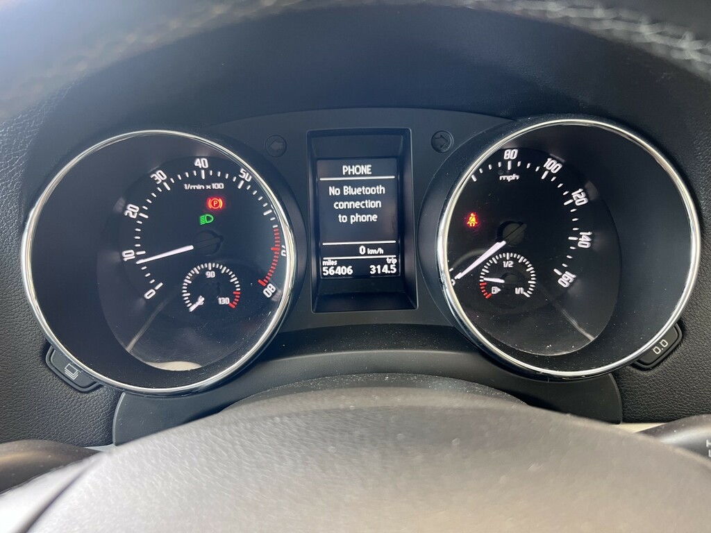 Skoda Yeti 1.2 Tsi Se Plus Silver #5