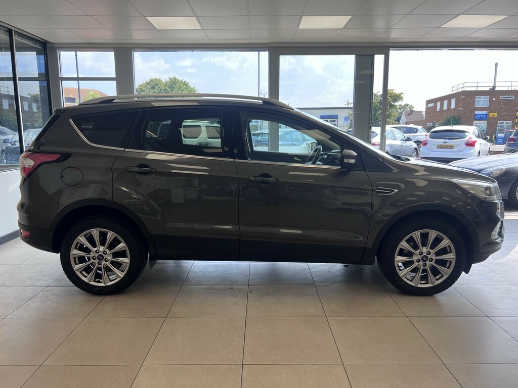 Ford Kuga 2.0 Tdci Ecoblue Titanium Edition Grey #4