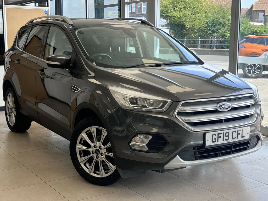 Ford Kuga 2.0 Tdci Ecoblue Titanium Edition Grey