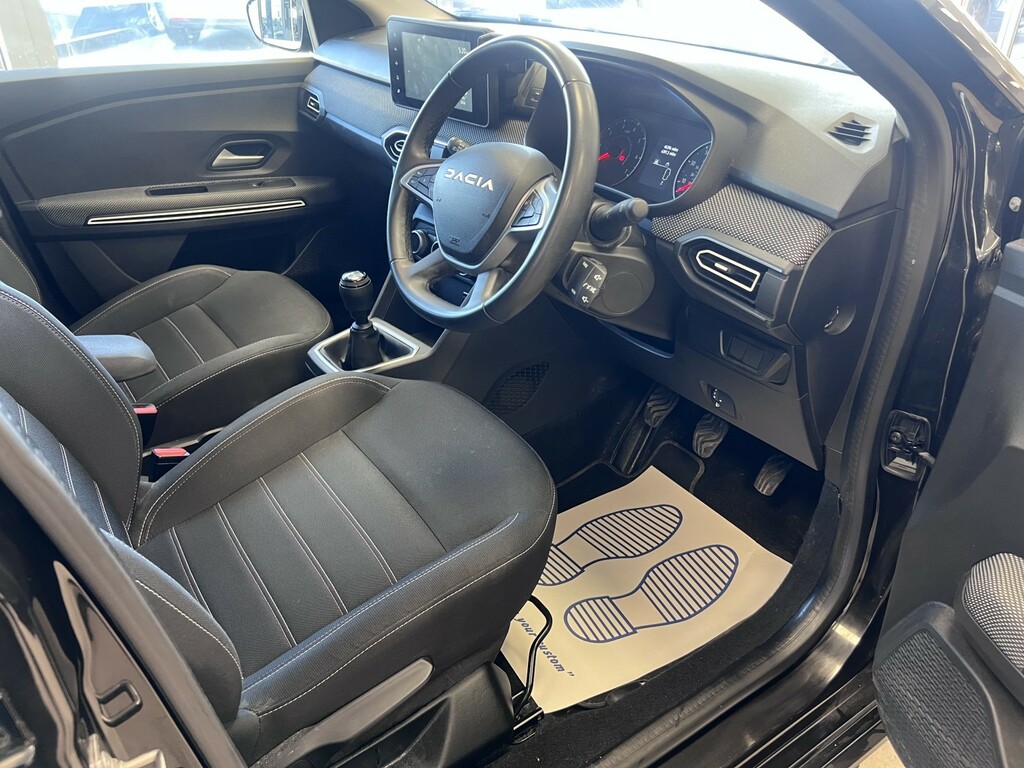 Dacia Jogger 1.0 Extreme Se Tce 110 My23 Black #3