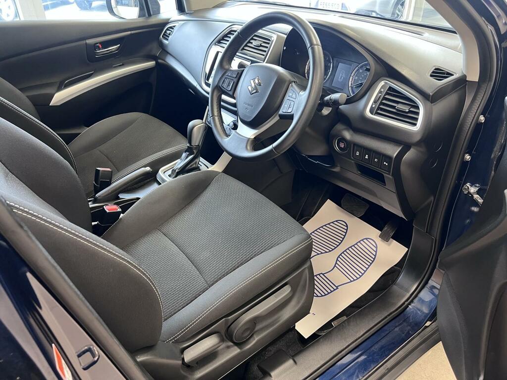 Suzuki SX4 S Cross Hatchback  #10