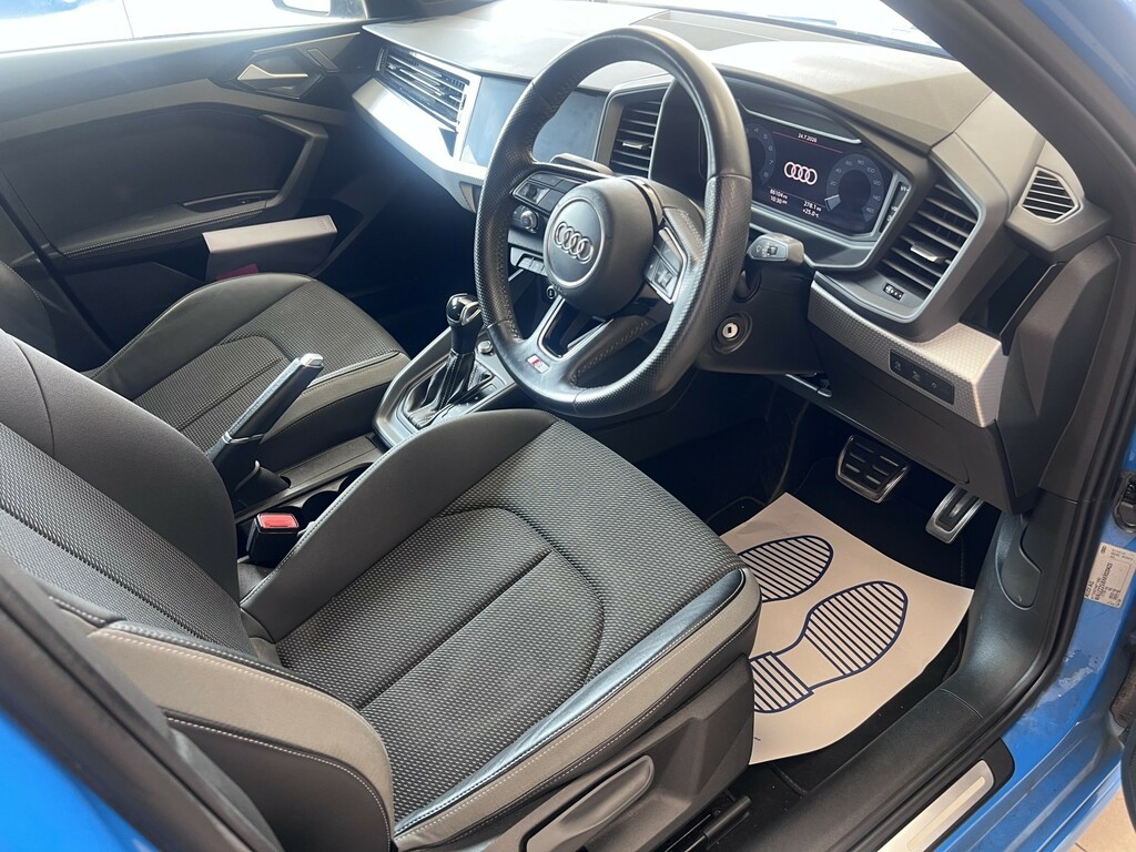 Audi A1 1.5 Tfsi 35 S Line Blue #6