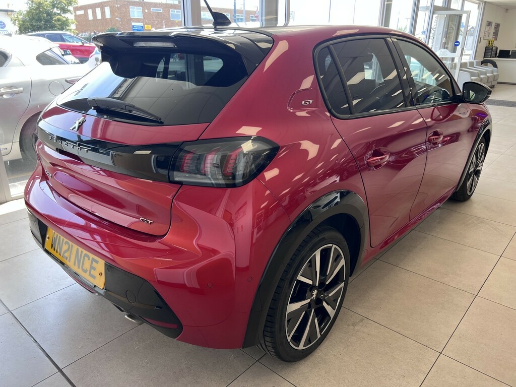 Peugeot 208 1.2 Puretech Gt Red #5