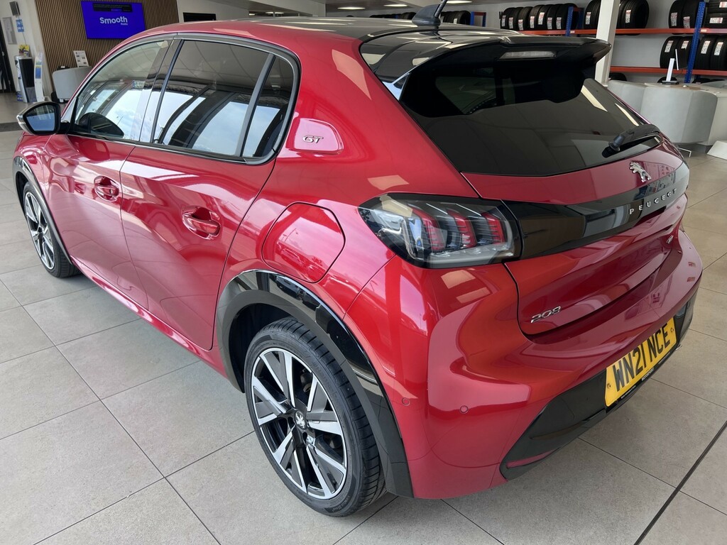 Peugeot 208 1.2 Puretech Gt Red #6