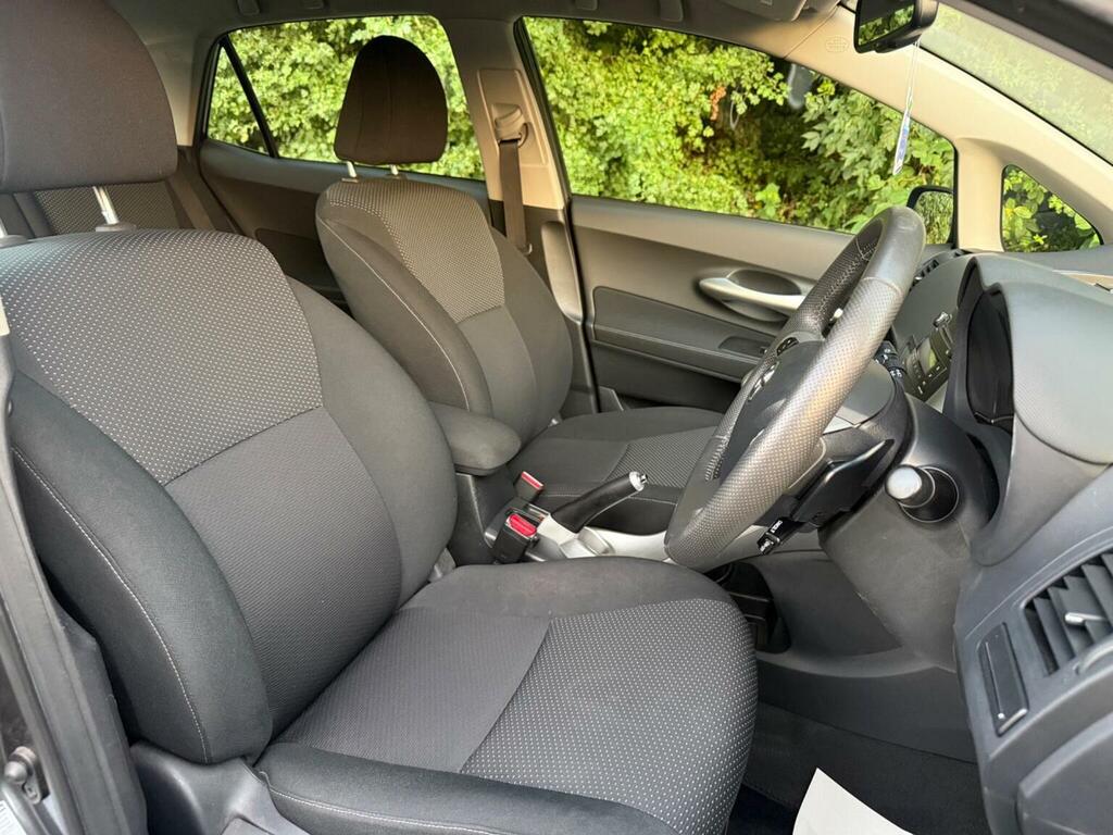 Toyota Auris 1.8 Vvt-h T Spirit Cvt Euro 5 S S Black #12