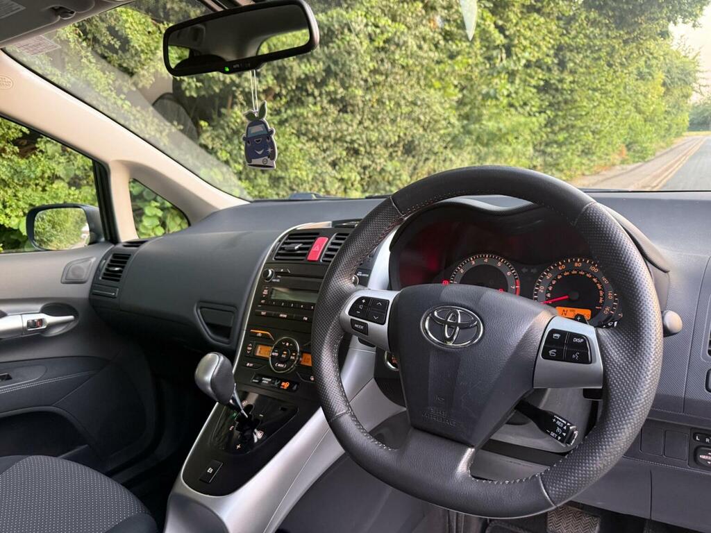 Toyota Auris 1.8 Vvt-h T Spirit Cvt Euro 5 S S Black #17