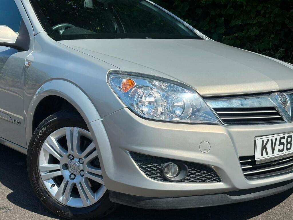 Vauxhall Astra Hatchback 1.8I 16V Elite 200858 Silver #5