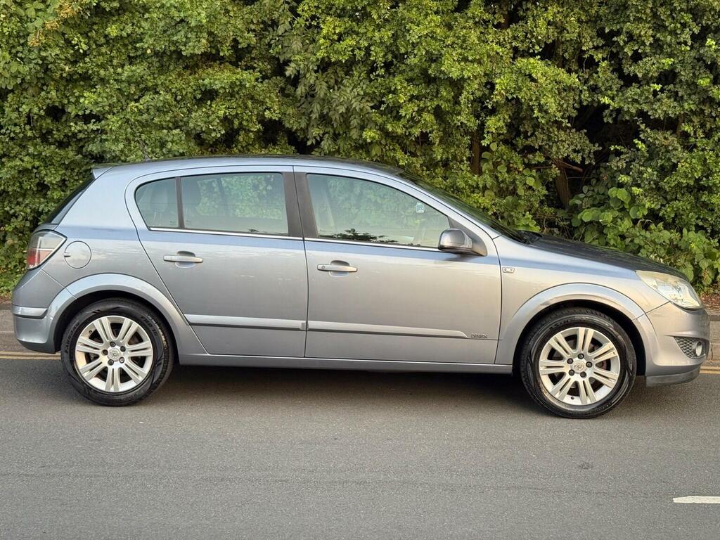 Vauxhall Astra 1.8I 16V Design Silver #2