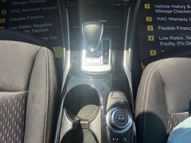 Infiniti Q30 2.0 Sport City Black 208 Bhp Black #24