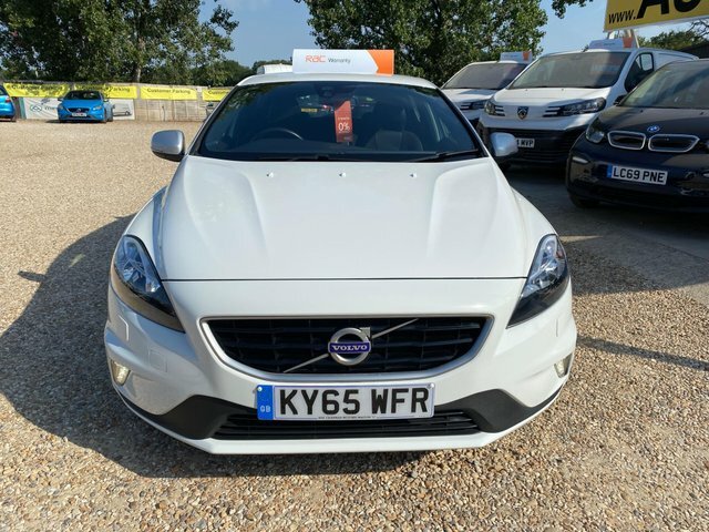Volvo V40 T3 R-design Nav Euro White #3