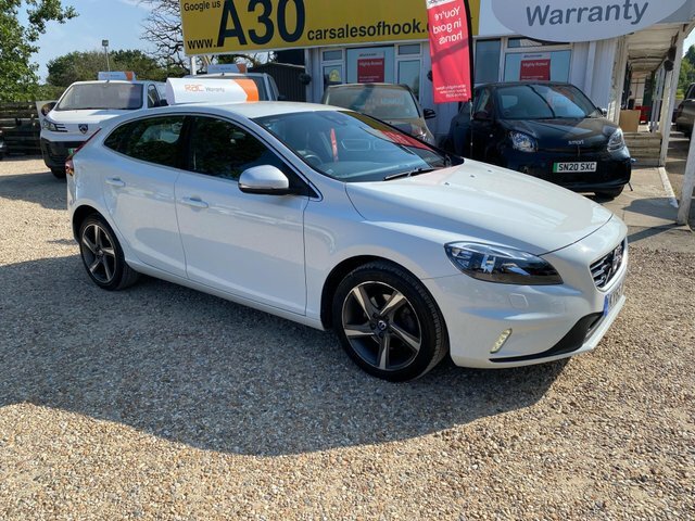 Volvo V40 T3 R-design Nav Euro White #5