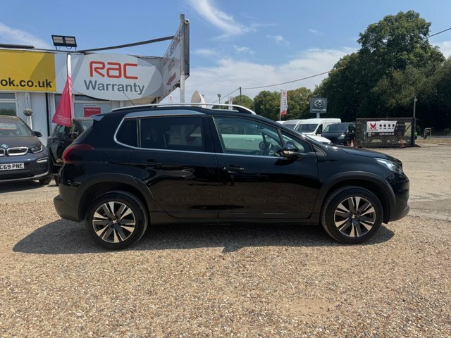 Peugeot 2008 Puretech Allure Euro 6 Black #4