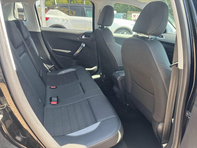 Peugeot 2008 1.2 Puretech Gpf Allure Suv Eat Euro 6 #25