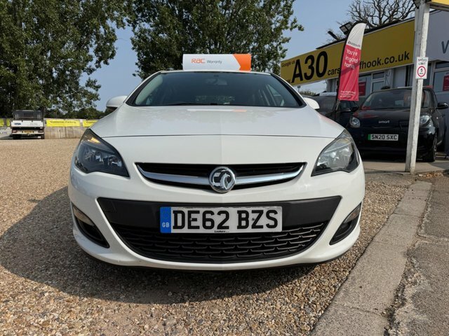 Vauxhall Astra 16V Active Euro 5 White #4