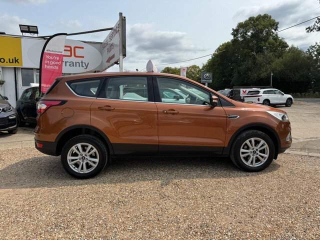 Ford Kuga Ecoboost Zetec Euro 6 Orange #3