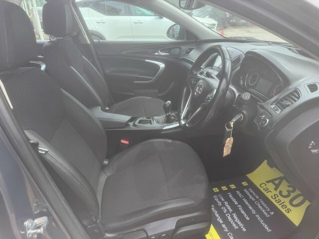 Vauxhall Insignia 2.0 Design Cdti 128 Bhp White #13