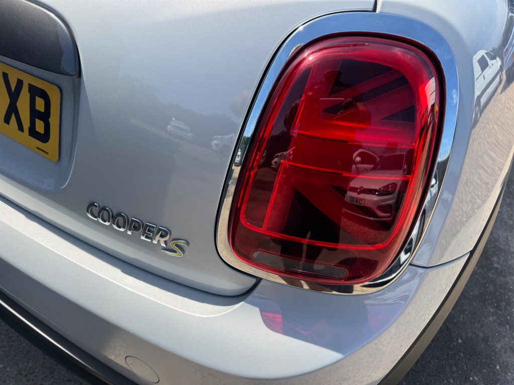 Mini Electric Hatchback Black #40