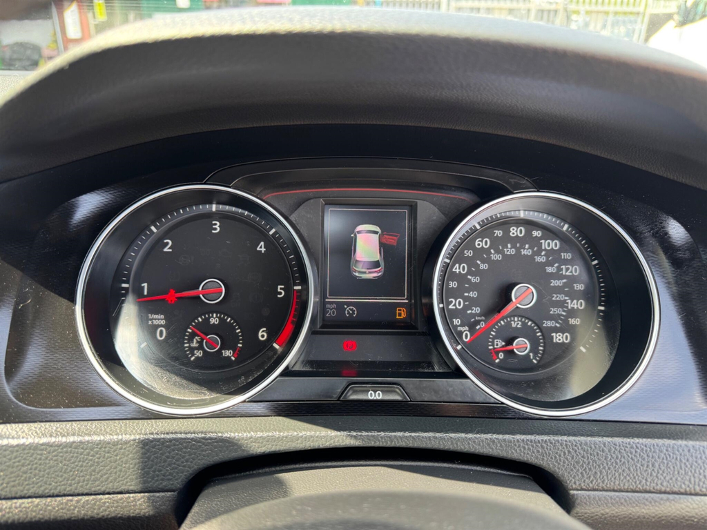 Volkswagen Golf Golf Bluemotion Tdi White #33
