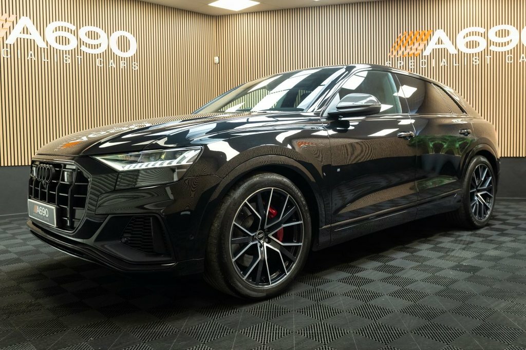 Audi SQ8 4L Black Edition Black #3