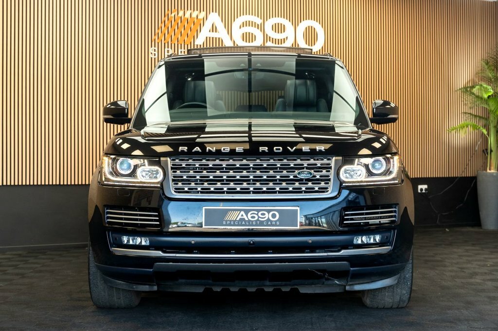 Land Rover Range Rover 3L Autobiography 5dr KW66PMX Black #2