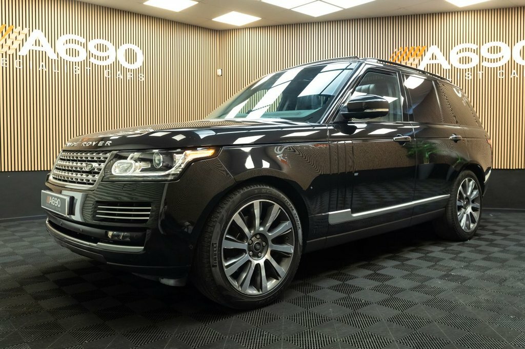 Land Rover Range Rover 3L Autobiography 5dr KW66PMX Black #3