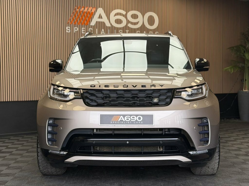 Land Rover Discovery 3L R-dynamic S EY71HZW Brown #2