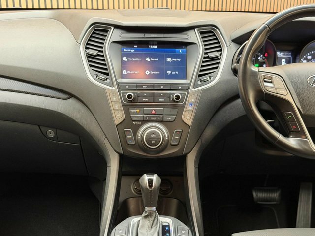 Hyundai Santa Fe Black #19