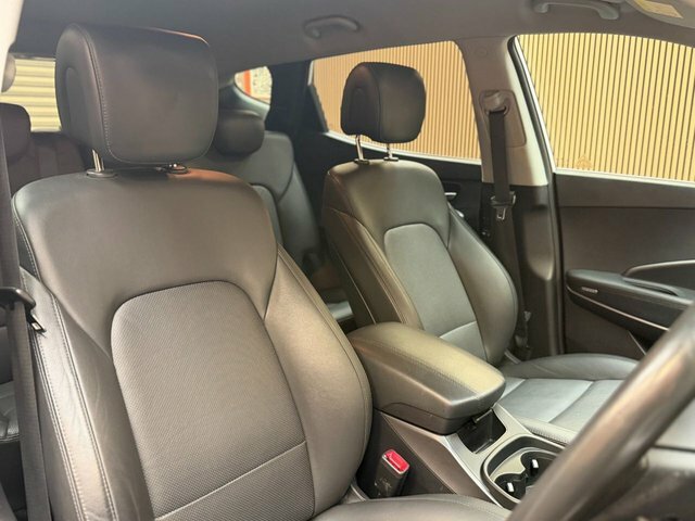 Hyundai Santa Fe Black #11