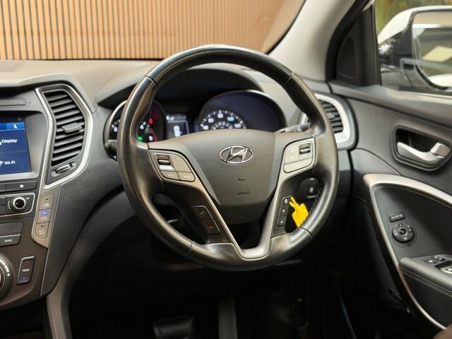 Hyundai Santa Fe Black #20